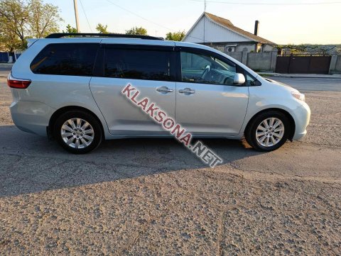 продам Toyota Siennaв пмр  фото 4