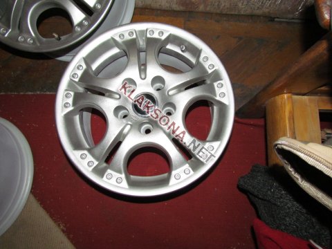 продам  Комплектующие диски и шиныв пмр  фото 4